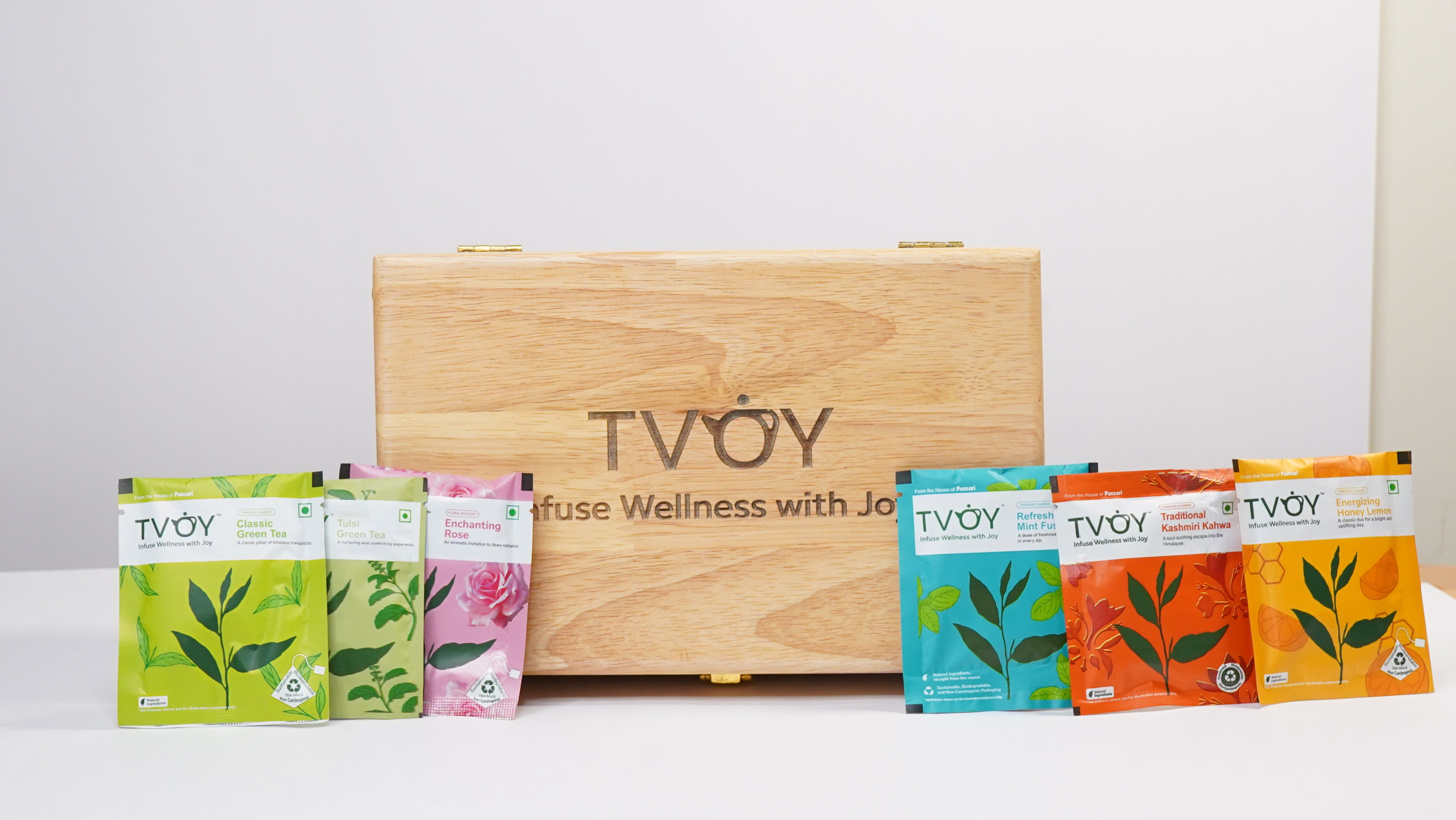 SAMAAH ROOTED WOODEN GIFT SET